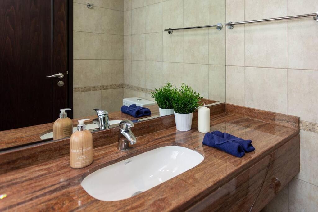 Royal Oceanic - Fantastic Apartment In Dubai Marina - Jbr Экстерьер фото